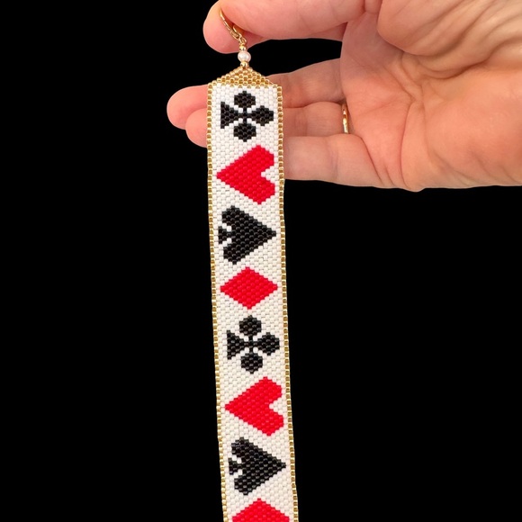 Hand crafted beaded Playing Card Motif Cuff Bracelet - Picture 7 of 10